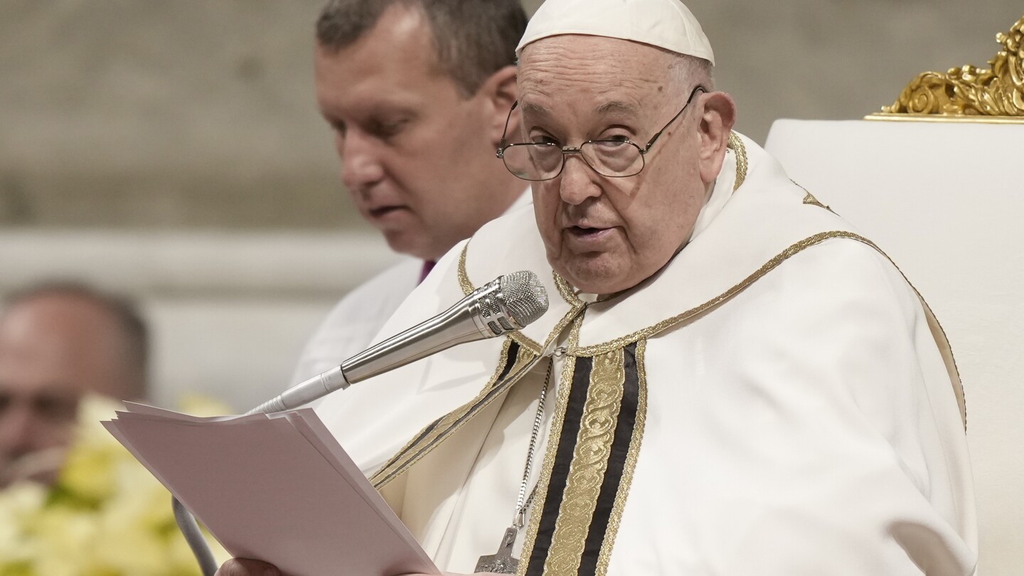 Папа Франциск предупреждава срещу идеологическото разделение в Църквата, казва, че се фокусира върху бедните, а не върху „теорията“
