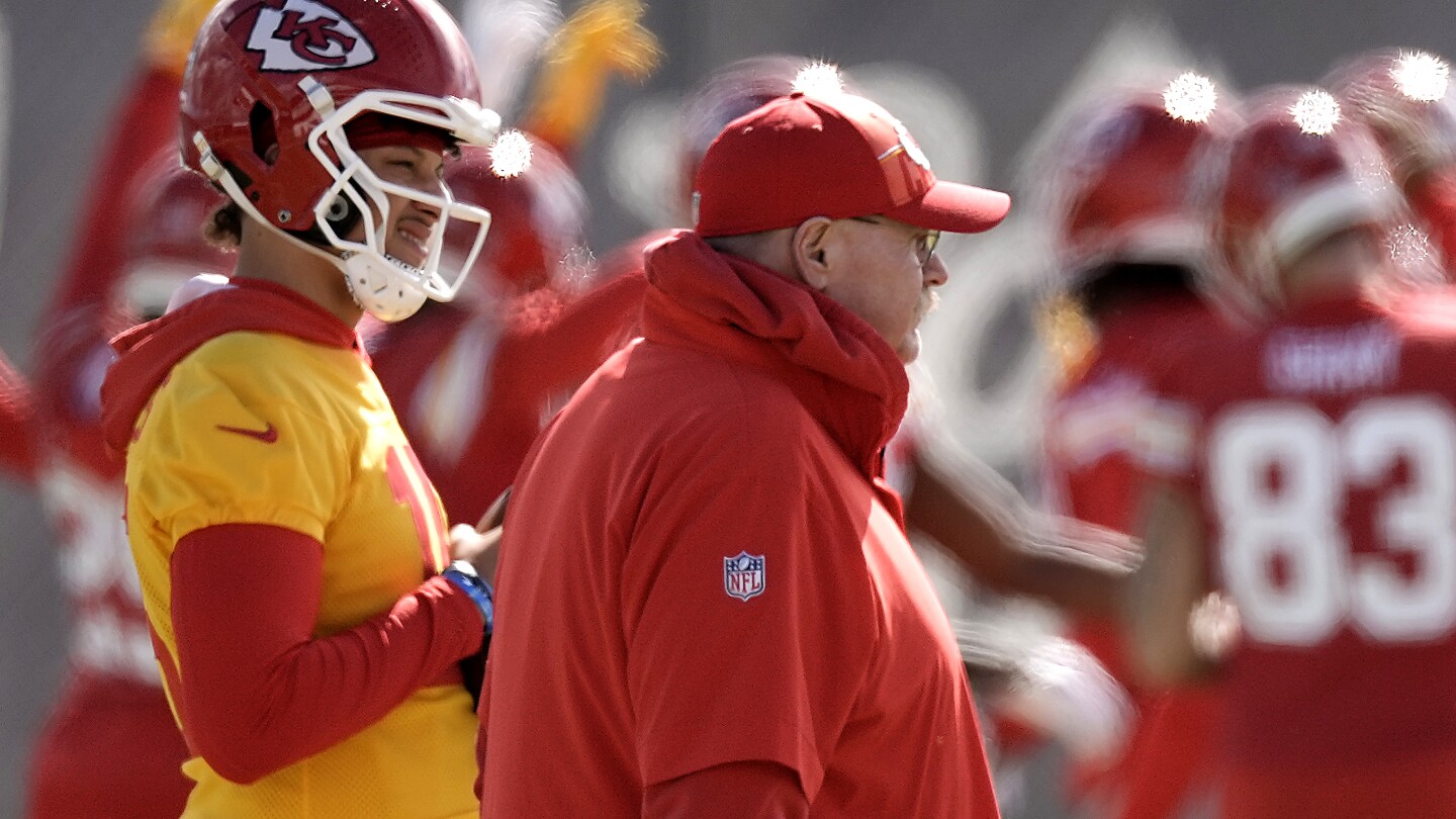 Със Super Bowl на палубата, Chiefs също се подготвят за големи промени на хоризонта