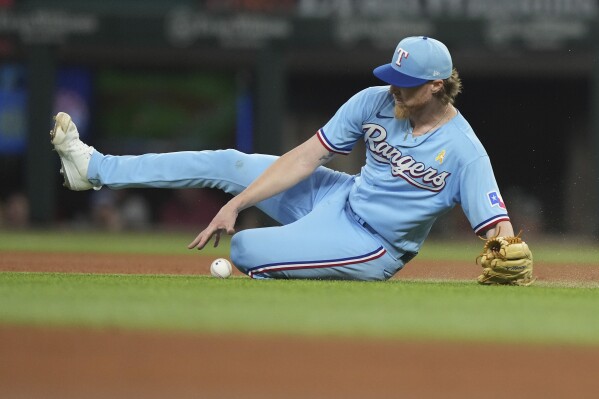 Texas Rangers rally in time to complete sweep of Cleveland