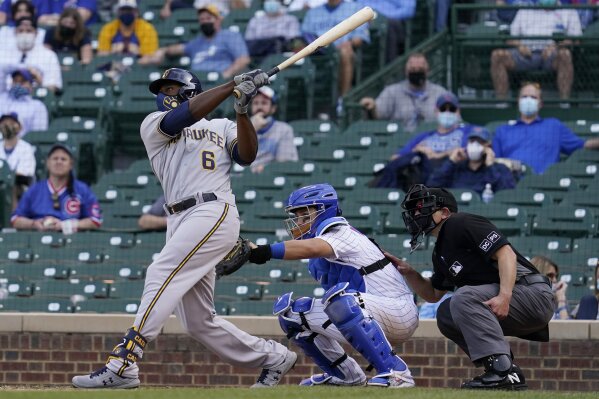 Cain robs tying home run with 2 outs in bottom of 9th, as Brewers