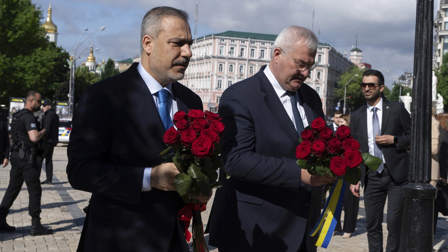 Ucrania está lista para reanudar negociaciones con Rusia, pero pide claridad sobre sus términos
