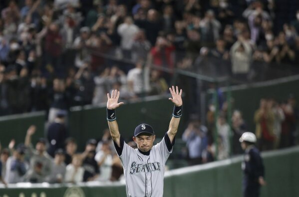 Ichiro walks off into history in 'sayonara' at Tokyo Dome