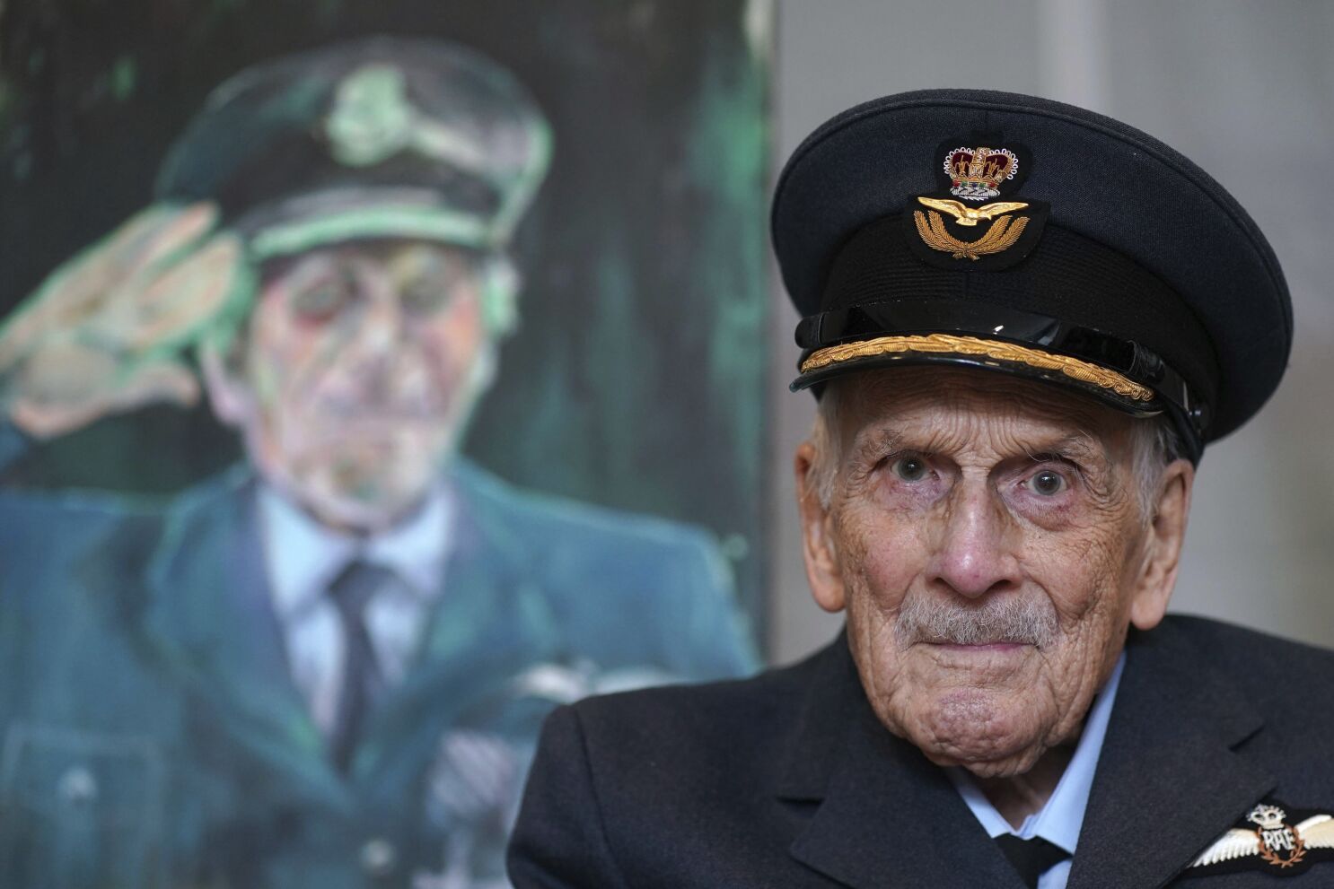 Muere último piloto sobreviviente de la Batalla de Inglaterra, John ‘Paddy’ Hemingway, con 105 años