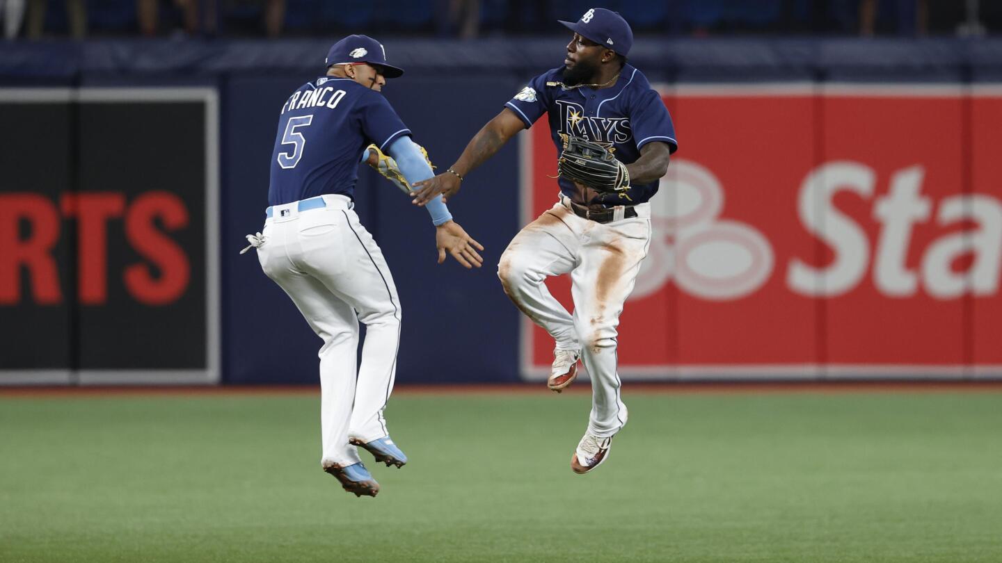 Garcia, Astros stop Rays' 14-game home winning streak