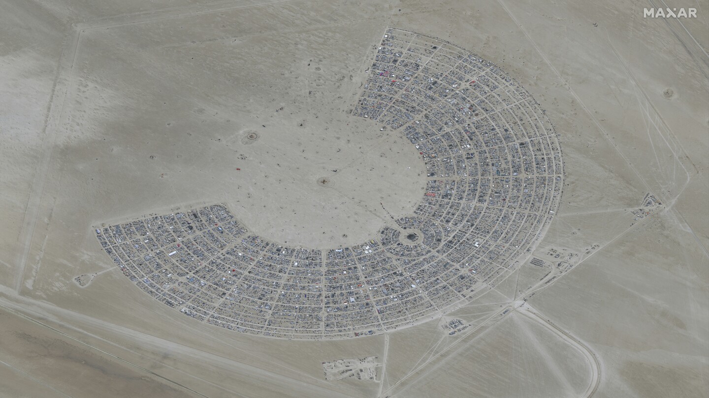 Burning Man flooding triggers false claims of Ebola outbreak, ‘national