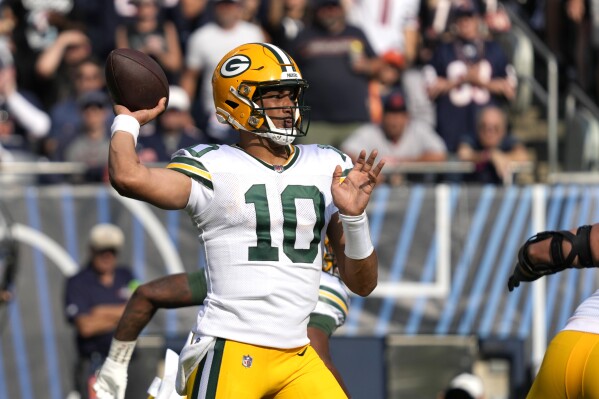 Green Bay Packers quarterback Jordan Love passes during the first half of an NFL football game against the Chicago Bears Sunday, Sept. 10, 2023, in Chicago. (AP Photo/Nam Y. Huh)