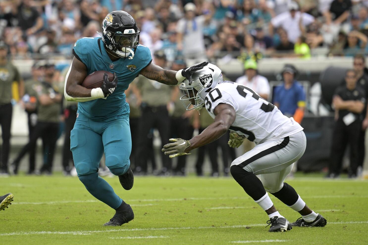 Jaguars rally from 17-0 deficit to beat Raiders 27-20