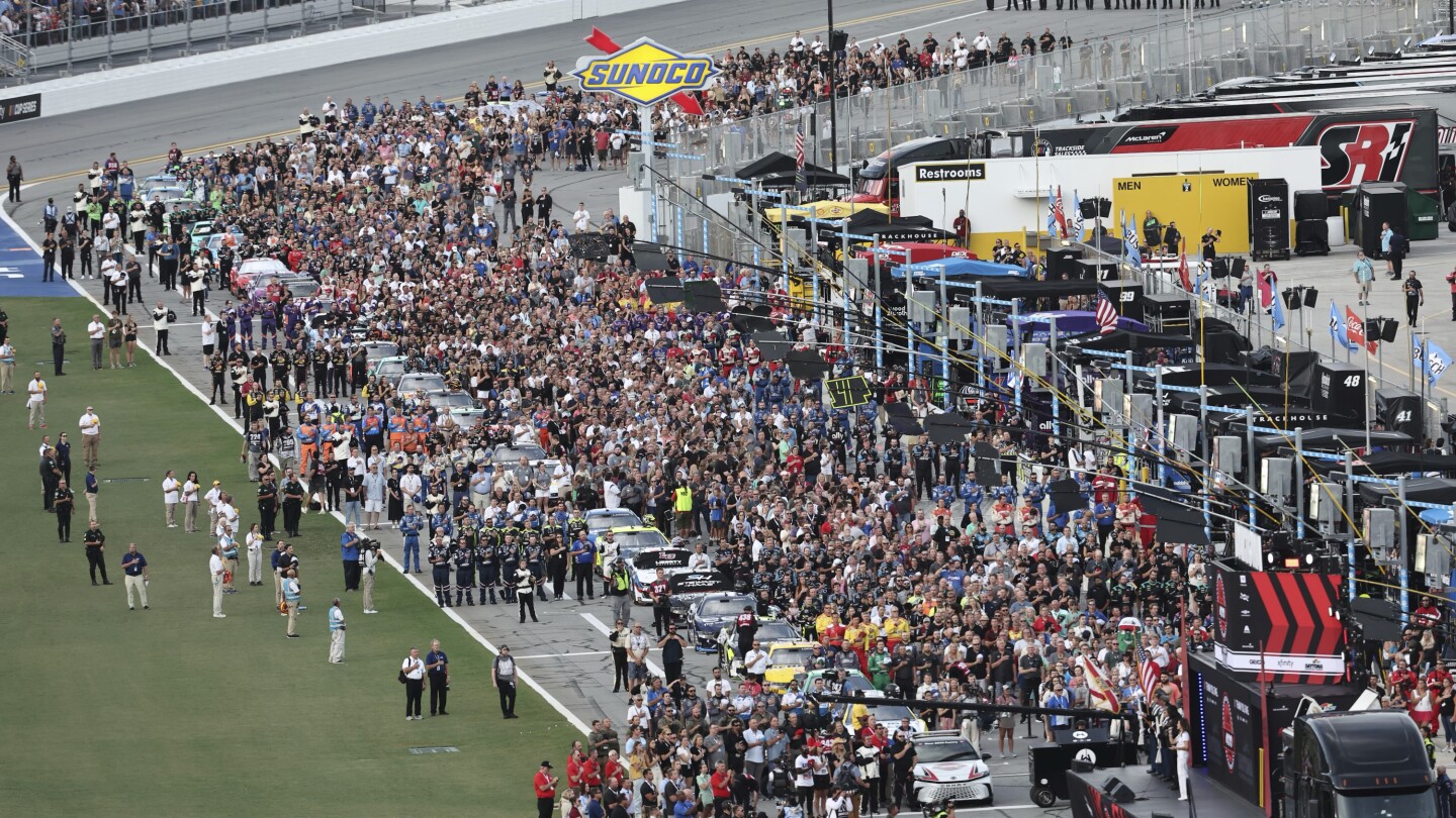 NASCAR makes another bold schedule move by adding Mexico City to 2025 ...