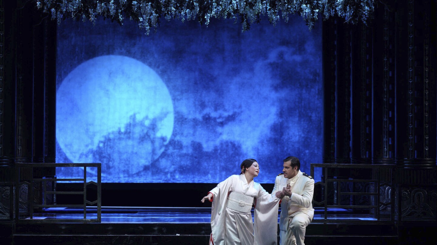 Операта в Лос Анджелис ще представи „Мадам Бътерфлай“ на Пучини, преосмислена на филмова звукова сцена