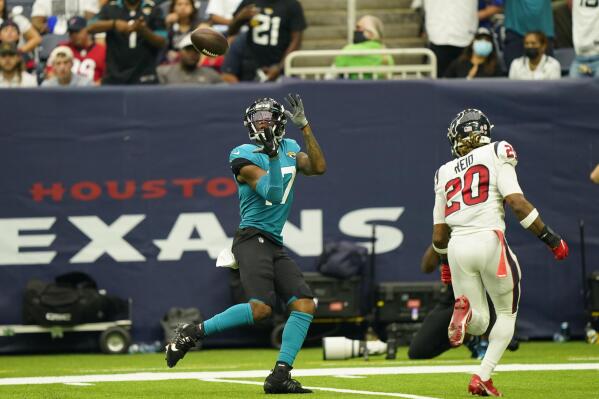 Texans rout Jaguars to spoil debuts of Urban Meyer, Trevor Lawrence