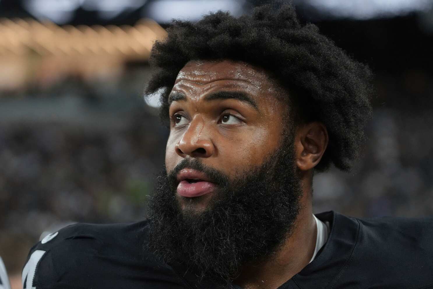 Raiders' Christian Wilkins not close to returning from broken foot
