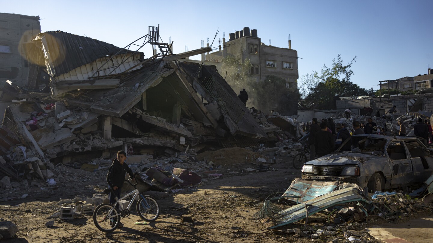 RAFAH Ивицата Газа AP — Продължително прекъсване на комуникациите което