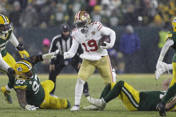 January 22, 2022: San Francisco 49ers middle linebacker Fred Warner (54)  celebrates after a great play during the NFL divisional playoff football  game between the San Francisco 49ers and the Green Bay