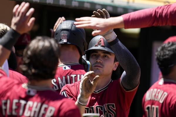 Diamondbacks pitcher Zac Gallen kills bird with warm-up toss