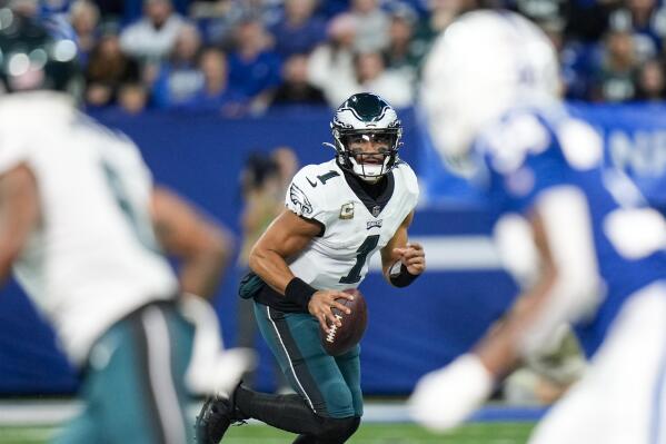 Eagles try to keep NFL-best record alive in game vs Packers