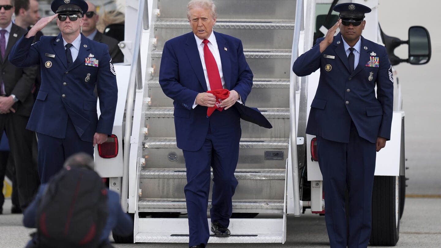 Top Democrats protest after reported firing of National Security Agency director