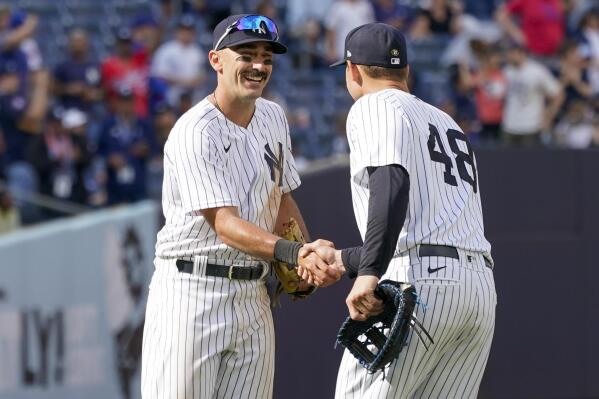Matt Carpenter has a day, Yankees crush Cubs - CBS New York