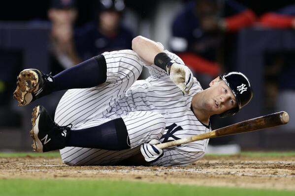 DJ LeMahieu struggling through slump, trying to regain batting champion  form | AP News