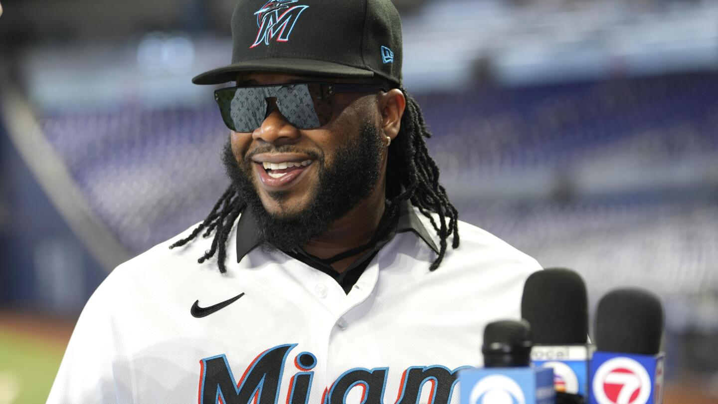 Marlins To Sign Johnny Cueto : r/KCRoyals