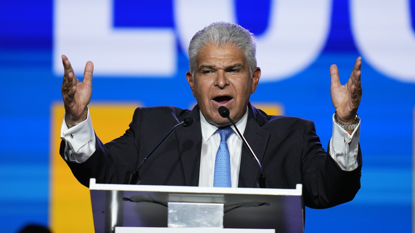 Водещият кандидат за президент на Панама е късно влизане, обещаващо връщане към по-добри времена