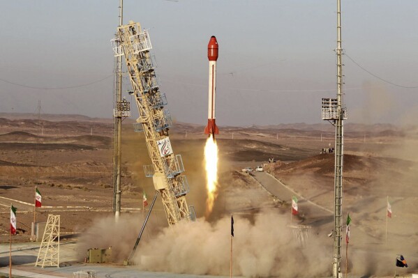 This photo released by the Iranian Defense Ministry on Wednesday, Dec. 6, 2023, claims to show a rocket with a capsule carrying animals is launched from an undisclosed location into orbit, Iran. Iran said Wednesday it sent a capsule into orbit carrying animals as it prepares for human missions in coming years. (Iranian Defense Ministry via 麻豆传媒app)