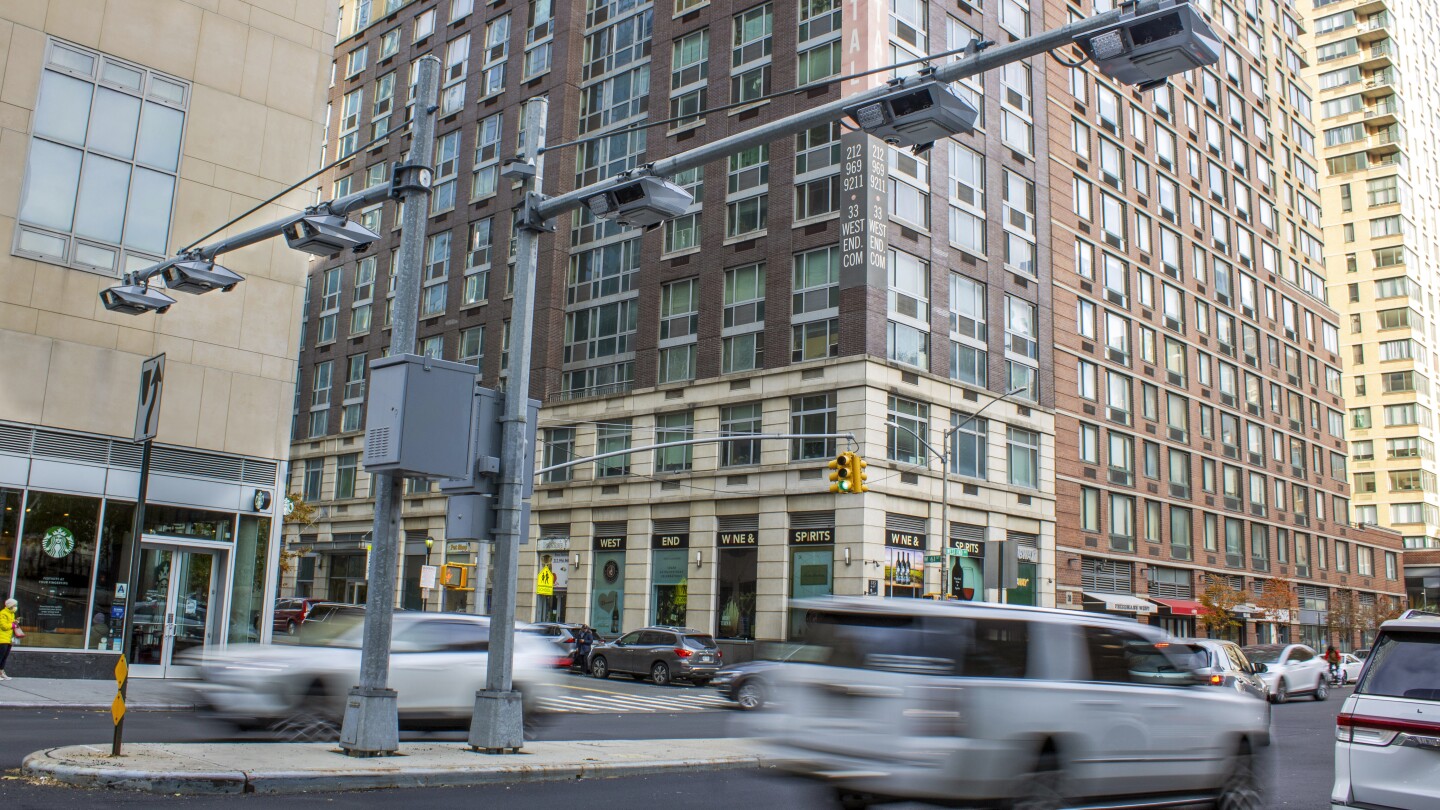 Федералният съдия изслушва аргументи относно оспорванията на таксата на Ню Йорк за шофьори в Манхатън