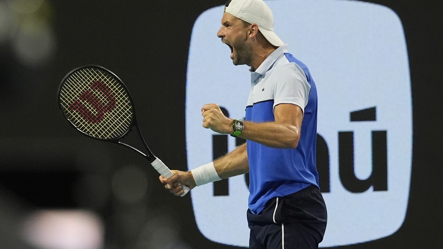 Grigor Dimitrov élimine Carlos Alcaraz, tête de série, en quarts de finale de l’Open de Miami