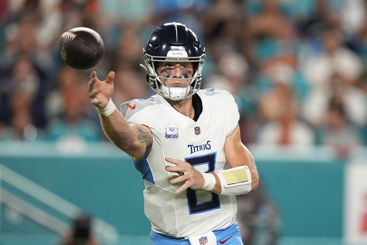 QB Will Levis and the Titans struggling to synch up new passing attack | AP News