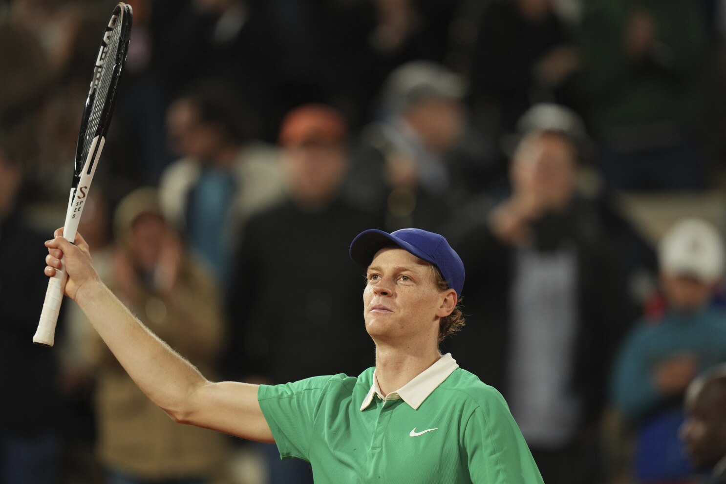 Sinner vence a Djokovic y enfrentará al campeón defensor Alcaraz en la final del Abierto de Francia