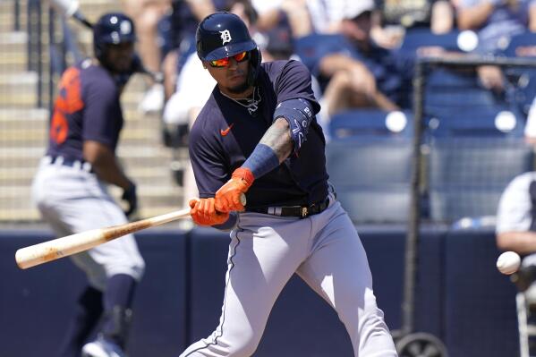 Daniel Lynch Ball to Carlos Correa, 08/17/2022