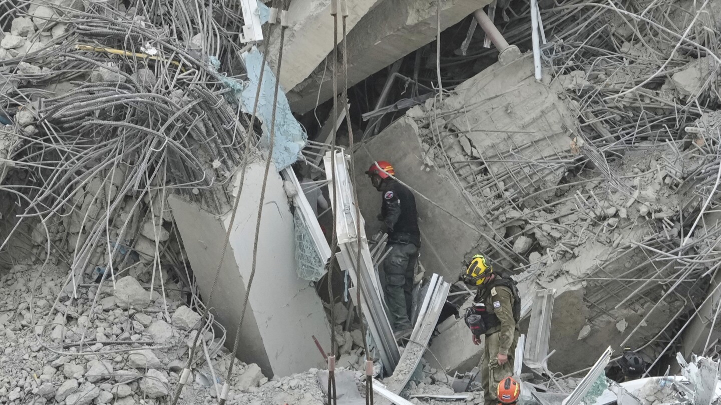 Myanmar earthquake death toll rises to 3,085 as more bodies found