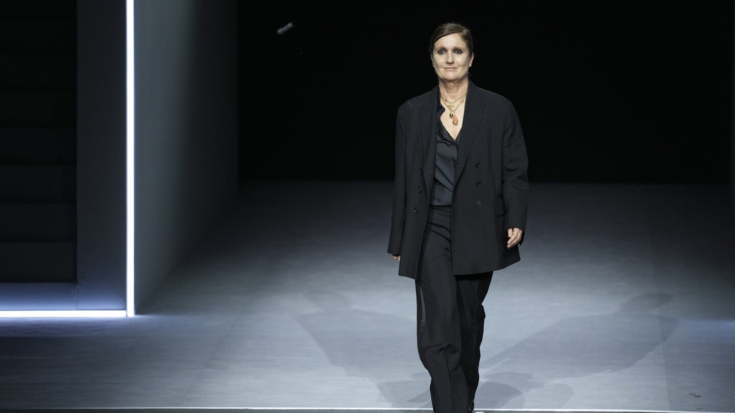At Dior, Maria Grazia Chiuri riffs on ruffs, history and gender-bending elegance