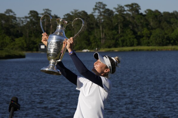 Nelly Korda puts bid for 6th straight victory on hold after withdrawing from Los Angeles tourney