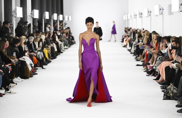 Carolina Herrera Fall 2023 Fashion Show Details