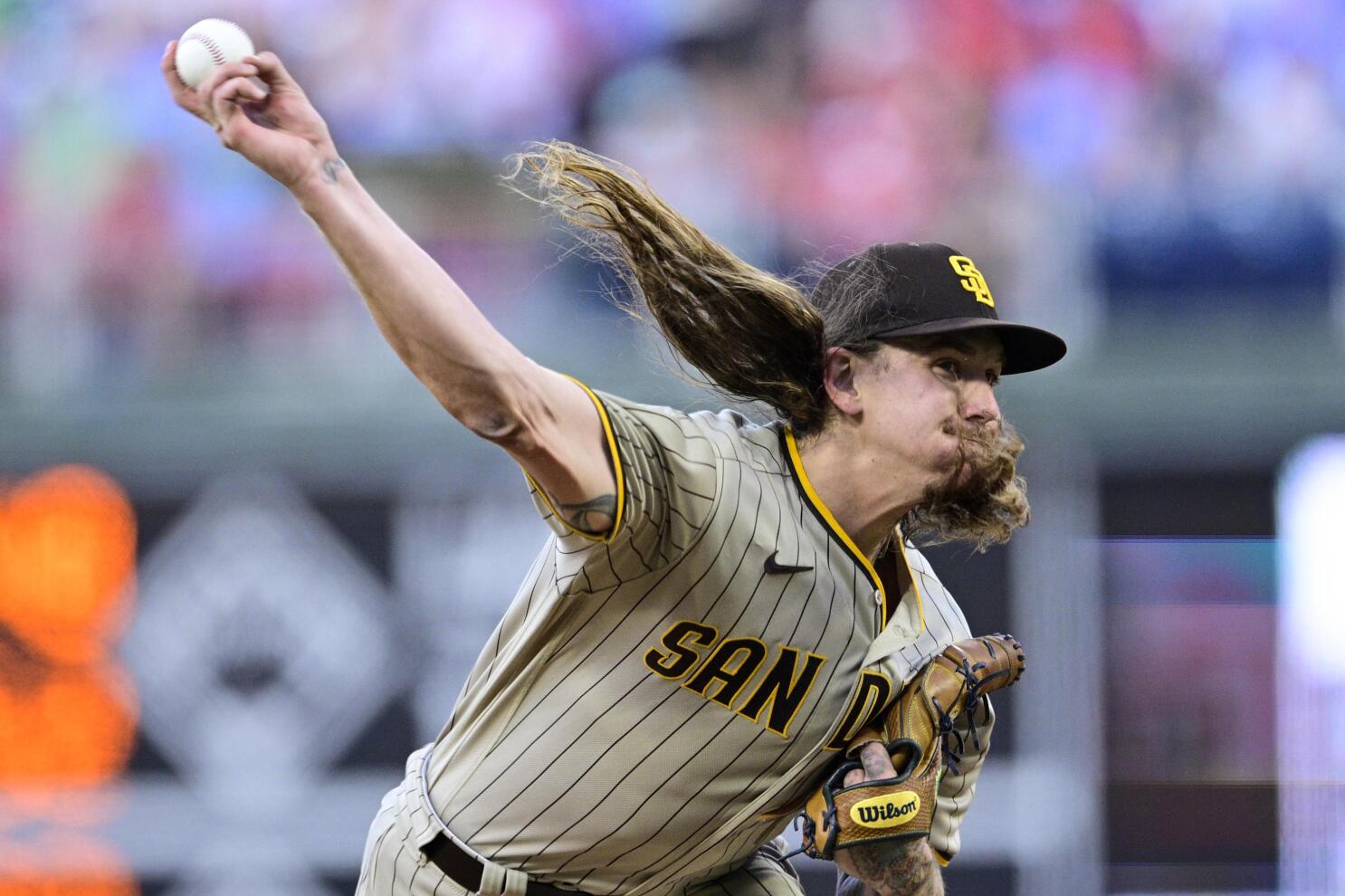 Padres activate RHP Mike Clevinger from IL