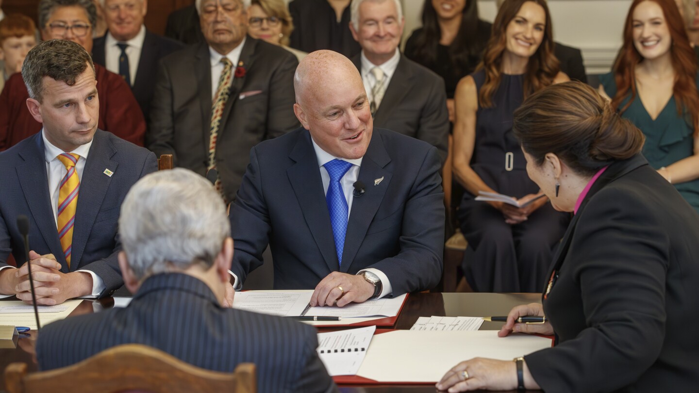 Christopher Luxon sworn in as New Zealand prime minister, says priority is to improve economy