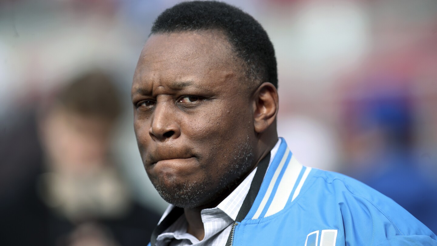 Barry Sanders reveals recent heart issue: ‘health scare’ experienced