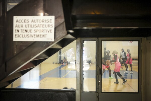  Access only to users wearing sportswear. (AP Photo/Thomas Padilla)
