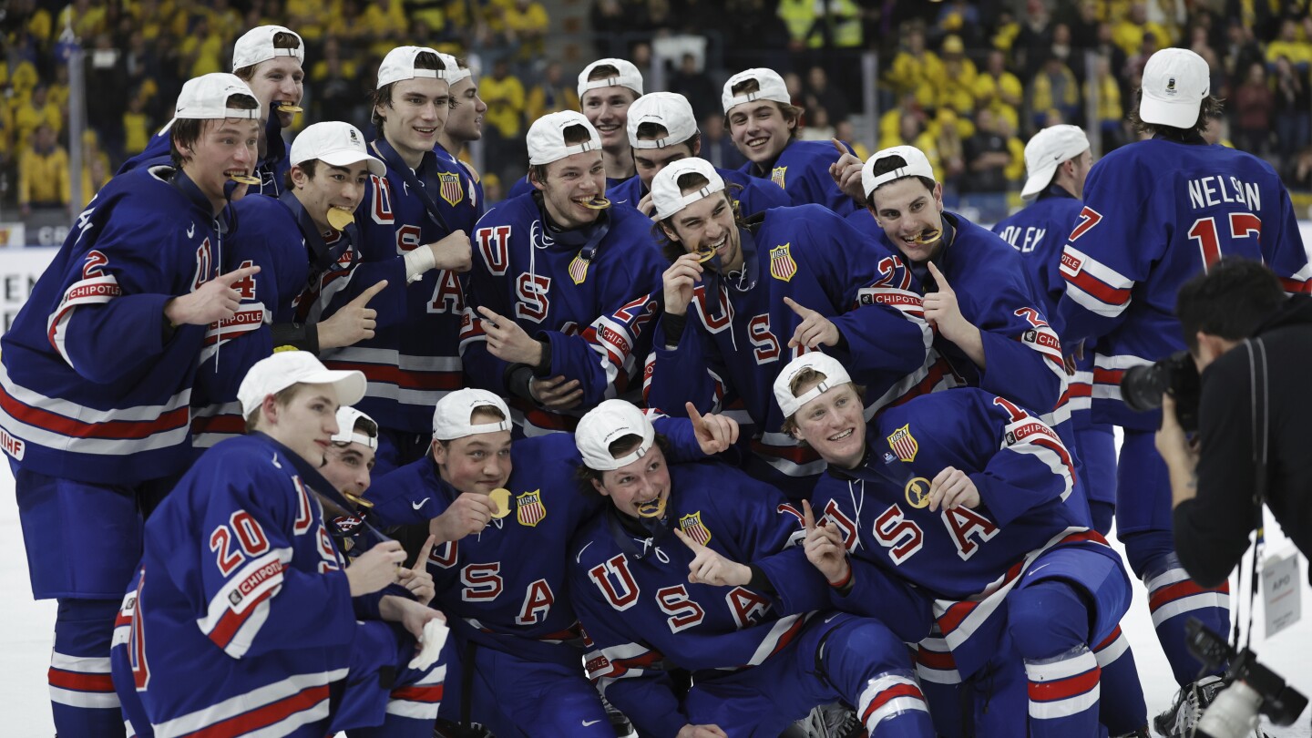 The US Defeats Sweden 6-2 to Claim Gold in the World Junior Championship