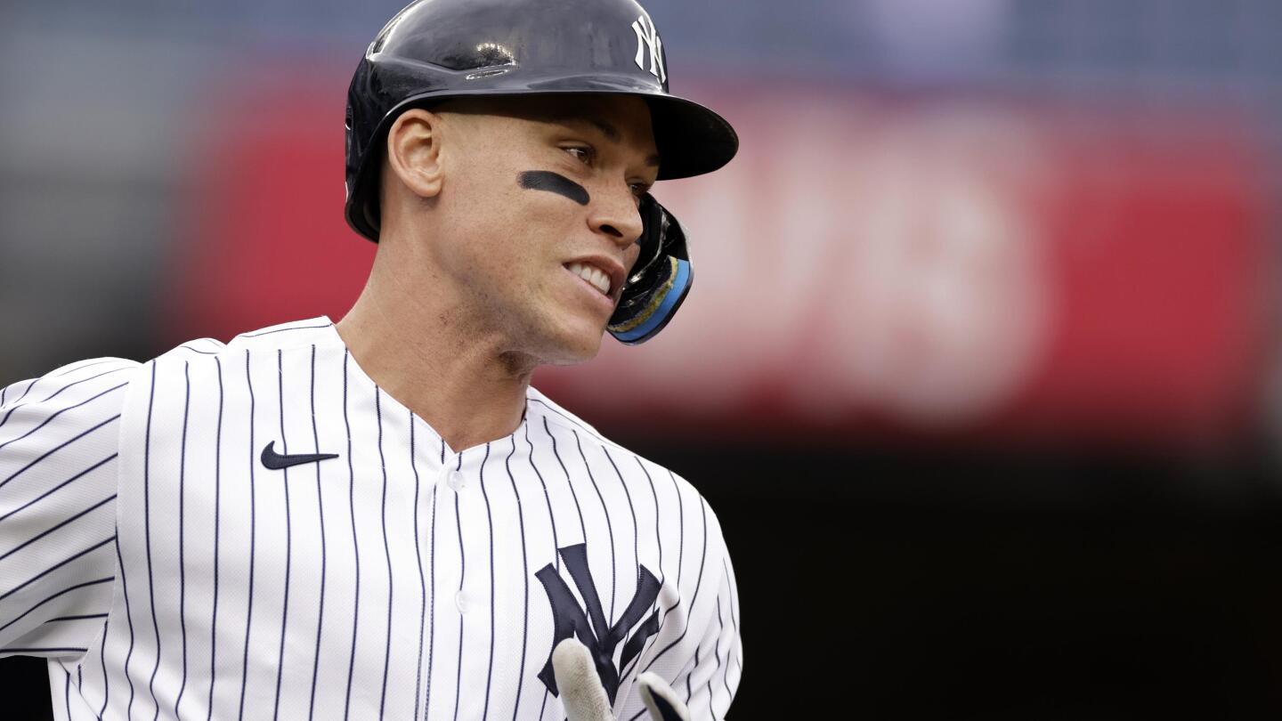 New York Yankees' Isiah Kiner-Falefa reacts after hitting a grand