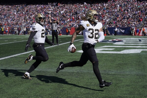 Ranking our favorite Saints uniforms of all time