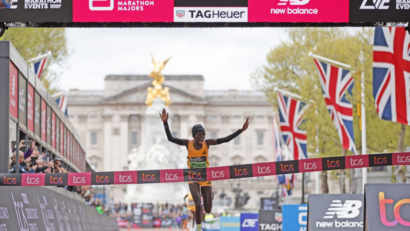 Олимпийската шампионка Джепчирчир спечели състезанието за жени на Лондонския маратон