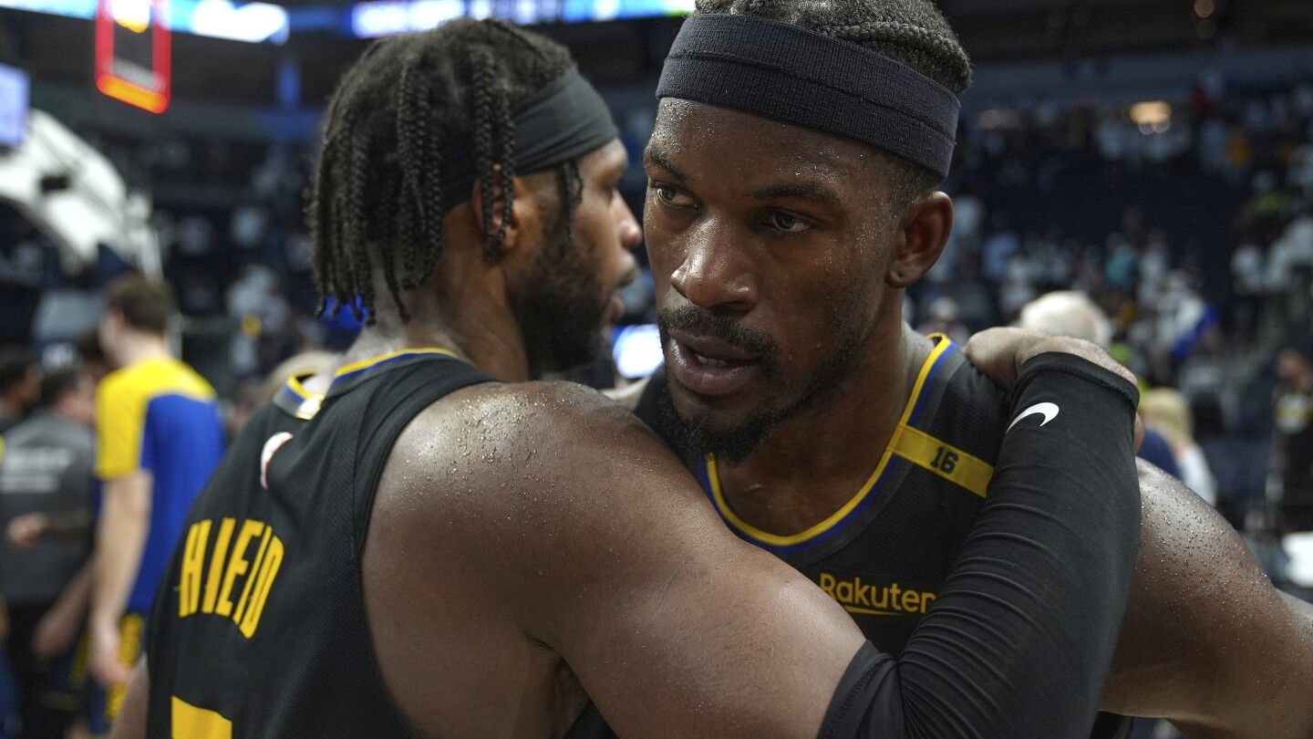 Warriors Defeat Timberwolves 99-88 Amid Curry Injury