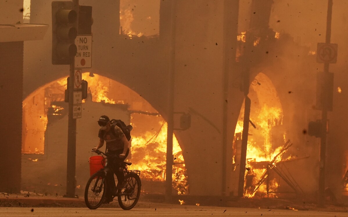 Photos of the Pacific Palisades fire Jan. 8, 2025 AP News