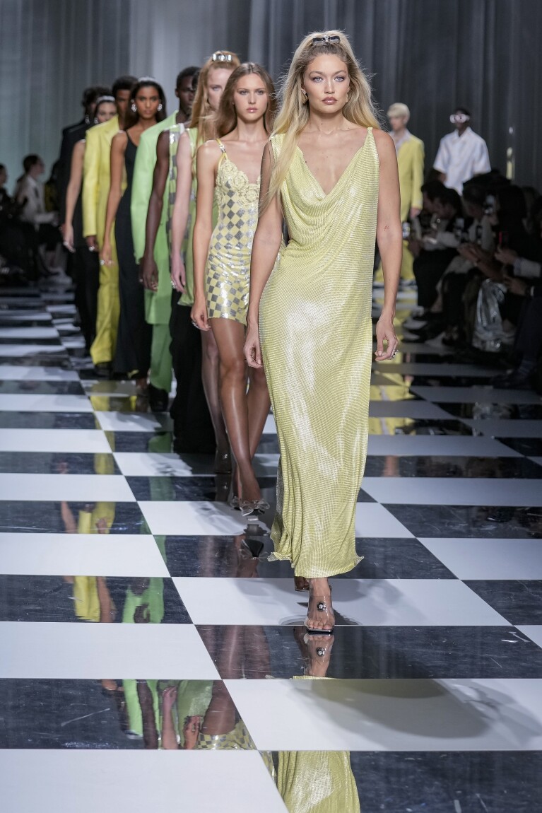 Versace Spring 2024 Fashion Show Review