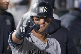 Yankees send 2 prospects to Texas for Rougned Odor