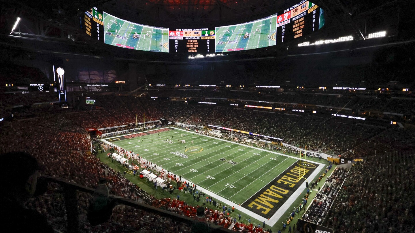 NCAA committee to consider football coaches’ proposal to combat ‘unethical’ fake injuries NCAA committee to consider football coaches’ proposal to combat ‘unethical’ fake injuries