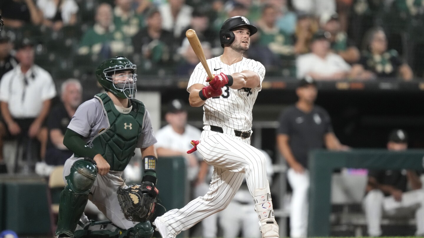 Benintendi удря хоум-краен хоумър, тъй като White Sox спират домашния си слайд със 7-6 победа над A 