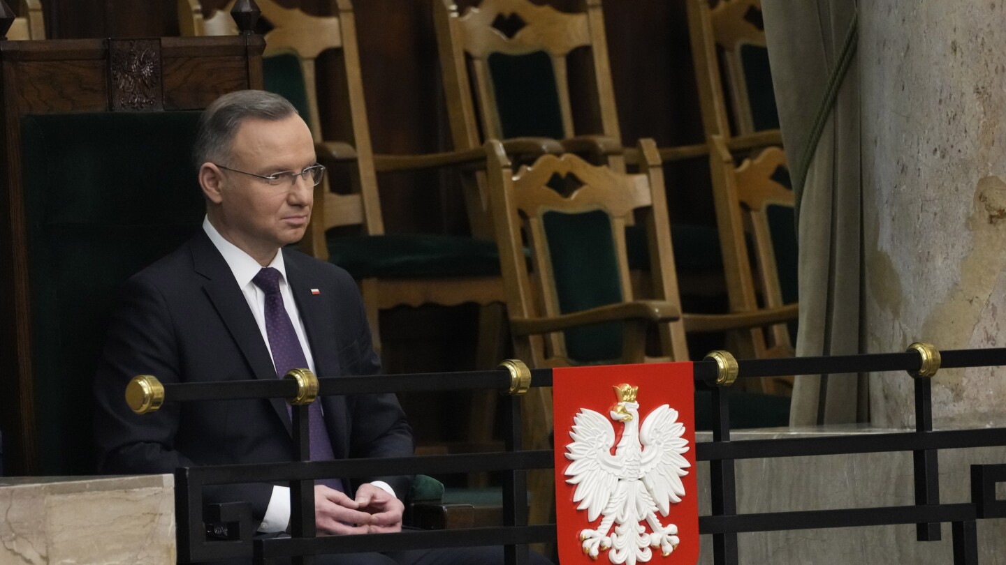 Nowy polski parlament wybiera przewodniczącego, ale przekazanie władzy opóźnia zmiana prezydenta