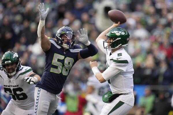 Seattle Seahawks defeat the New York Jets 23-6